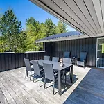 Hébergement de vacances 4 Person In *