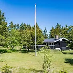 Hébergement de vacances 4 Person In *