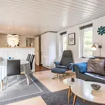 Hébergement de vacances 4 Person In *